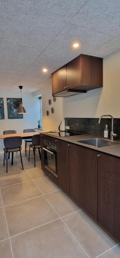 Bed and Breakfast Hos Molsgaarden Knebel Экстерьер фото